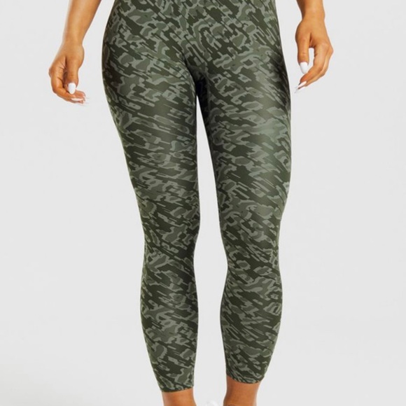 GYMSHARK leggings 🦈 - Picture 2 of 2